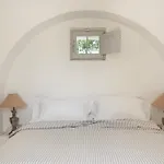 I Trulli Di Masseria Paradiso Ostuni 別荘 チェーリエ・メッサーピカ