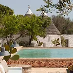 別荘 I Trulli Di Masseria Paradiso Ostuni チェーリエ・メッサーピカ