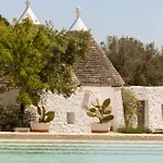 I Trulli Di Masseria Paradiso Ostuni チェーリエ・メッサーピカ